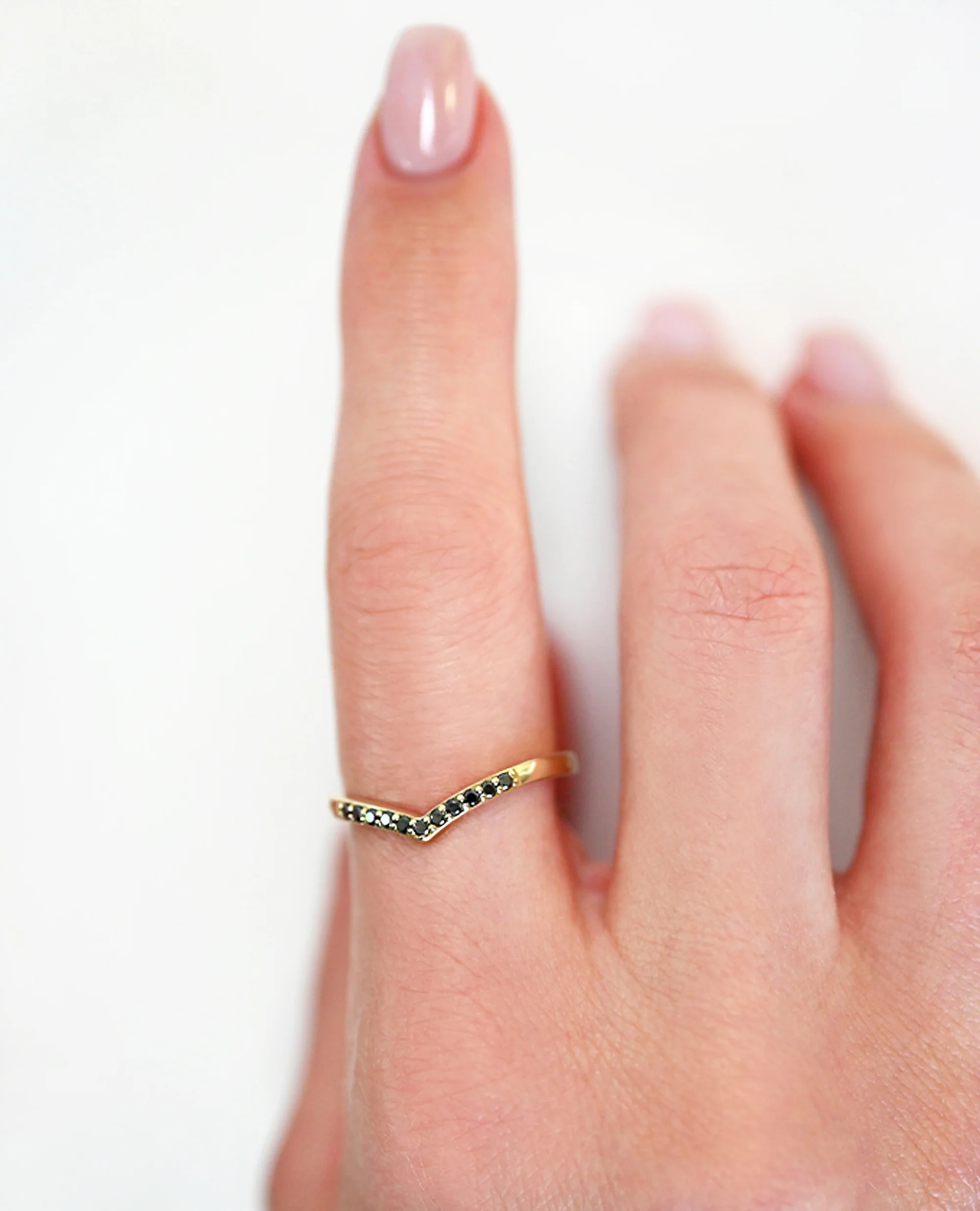 Black Diamond V Ring - Image 6