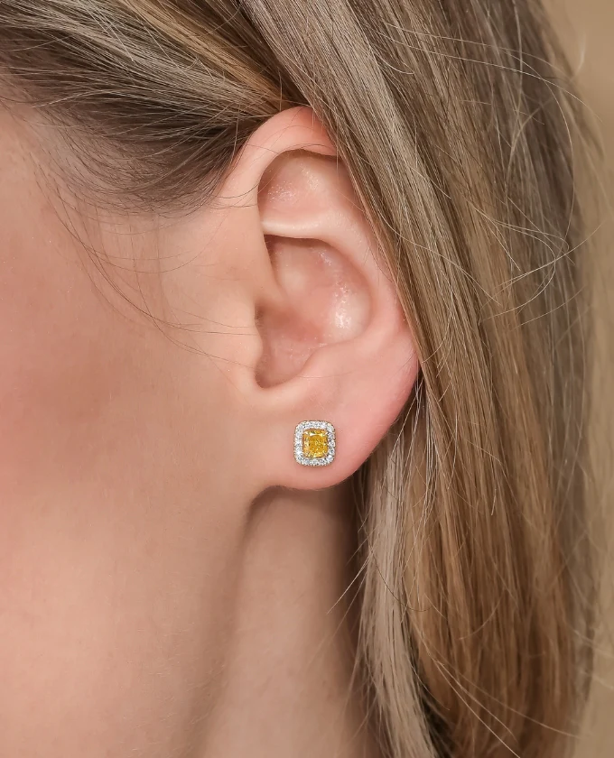 Cushion-Cut Deep-Yellow Diamond studs - Image 4