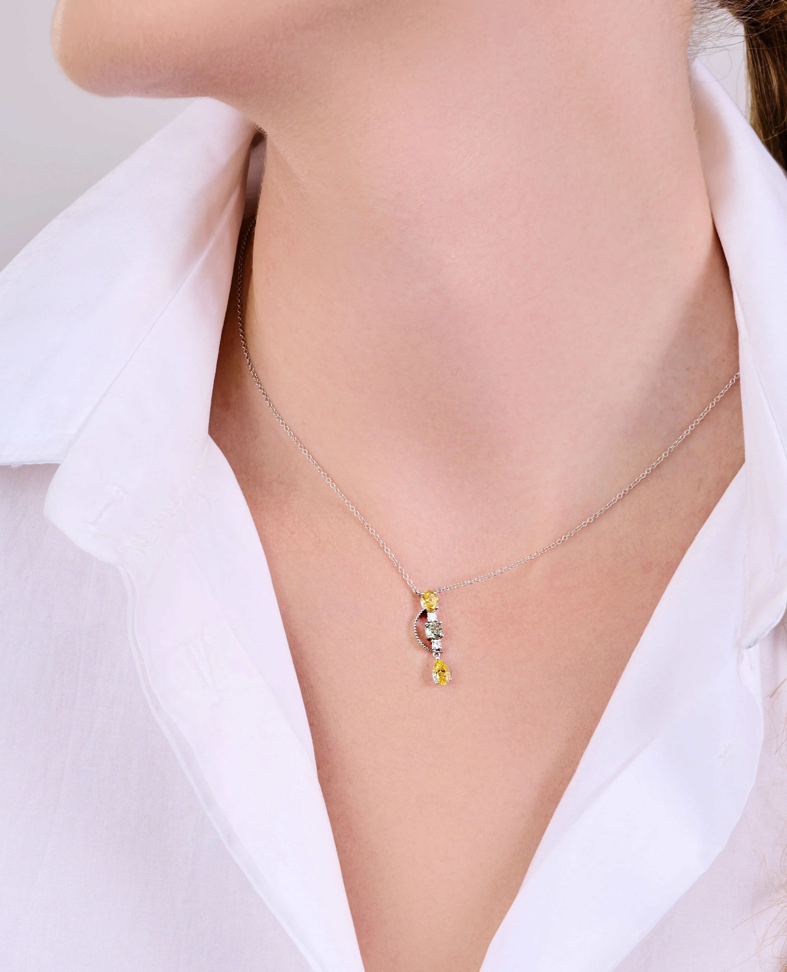 Fantasy Pendant Necklace - Image 4