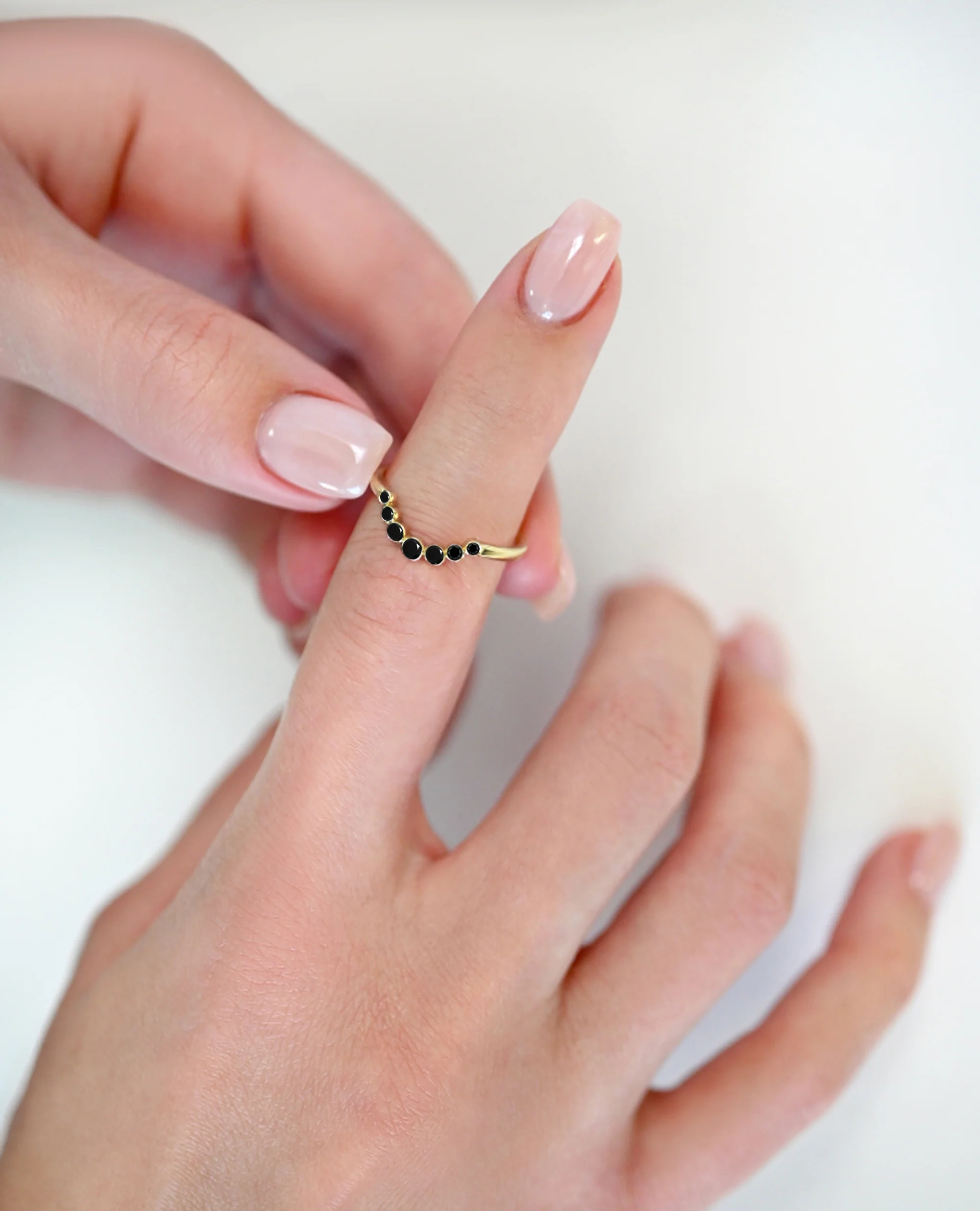 Noir Crescent Graduated Bezel Ring - Image 8