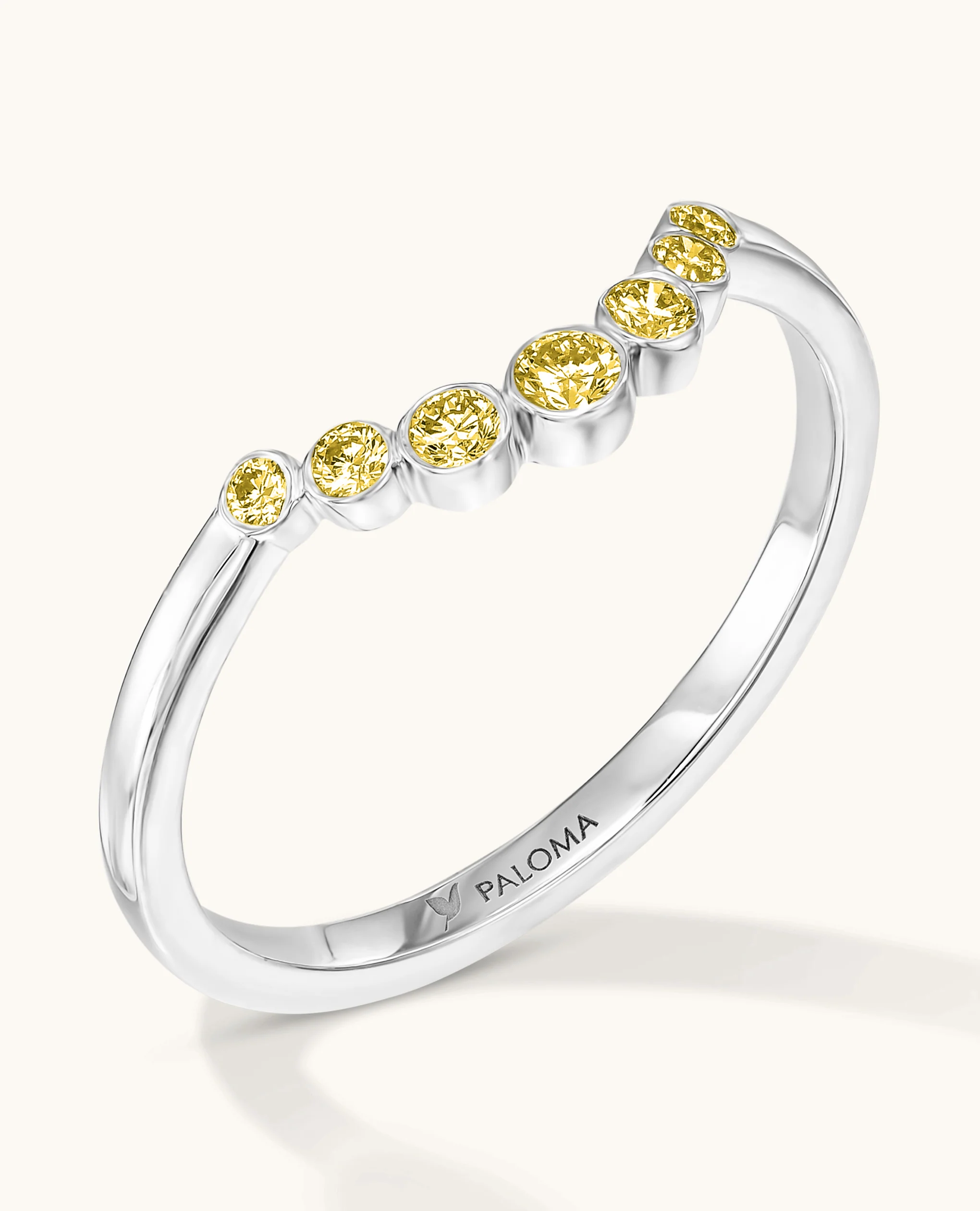 Soleil Crescent Graduated Bezel Ring - Image 11