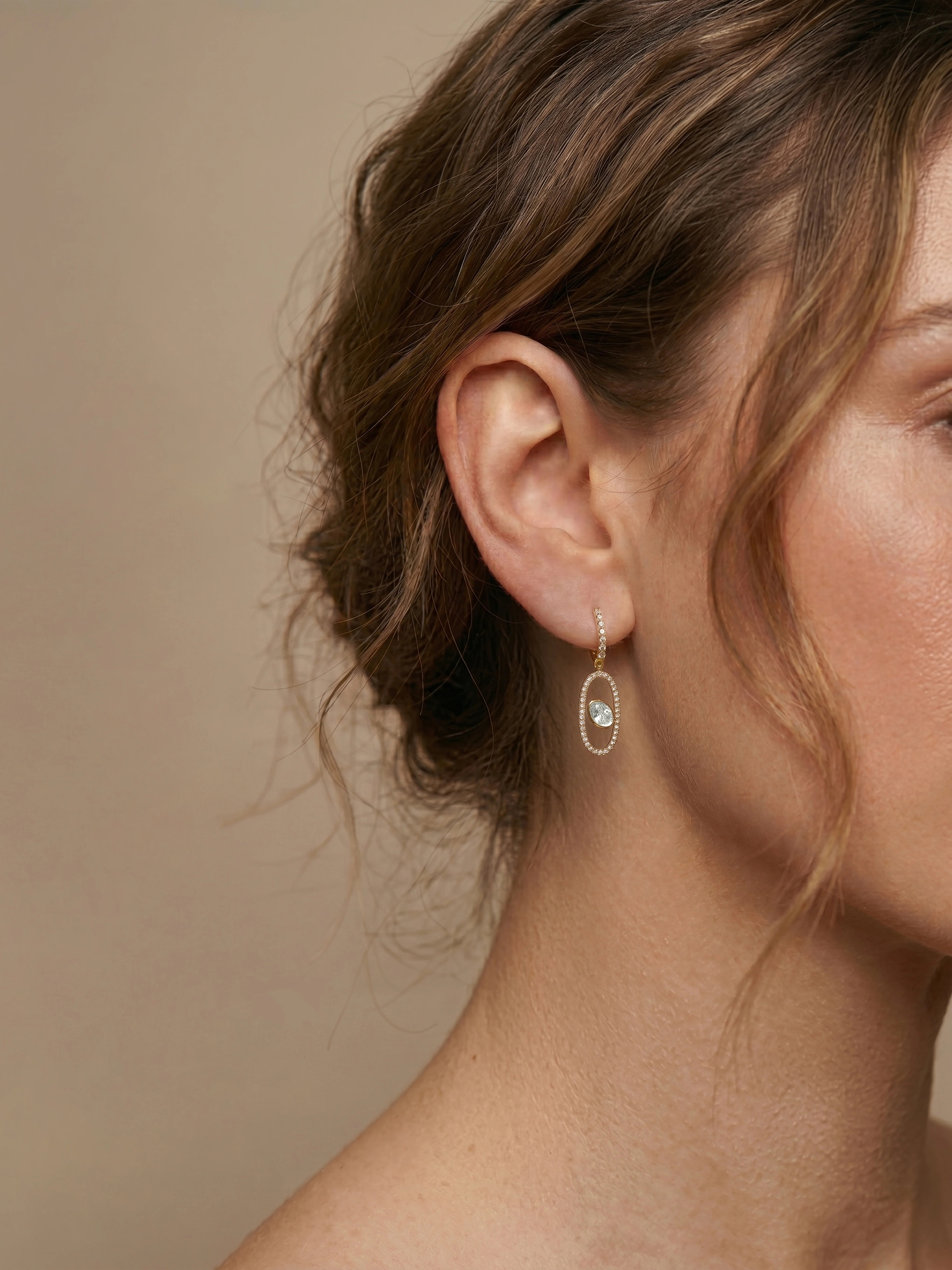 White Diamond Aura Drop Earrings - Image 6