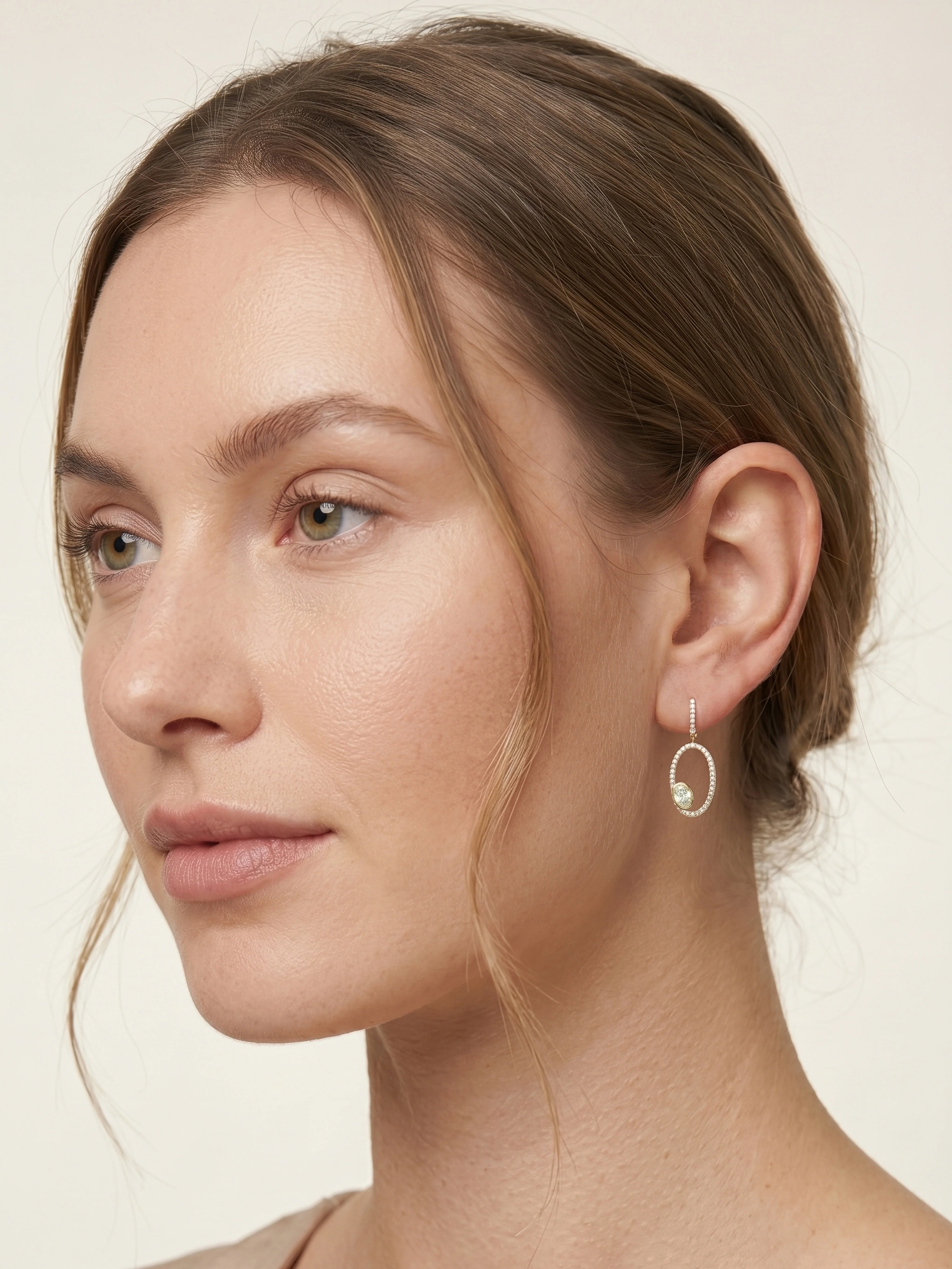 White Diamond Aura Edge Drop Earrings - Image 6