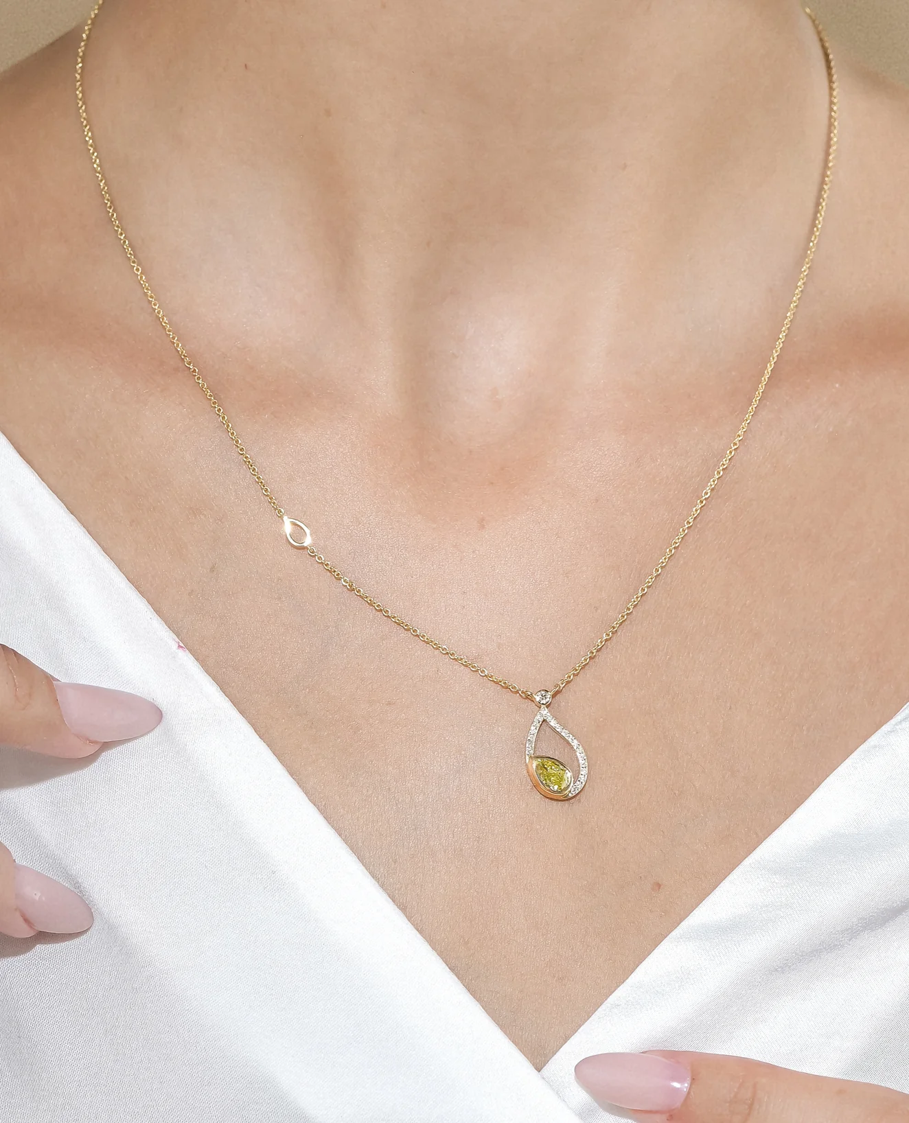 White Diamond Flair Drop Necklace - Image 5