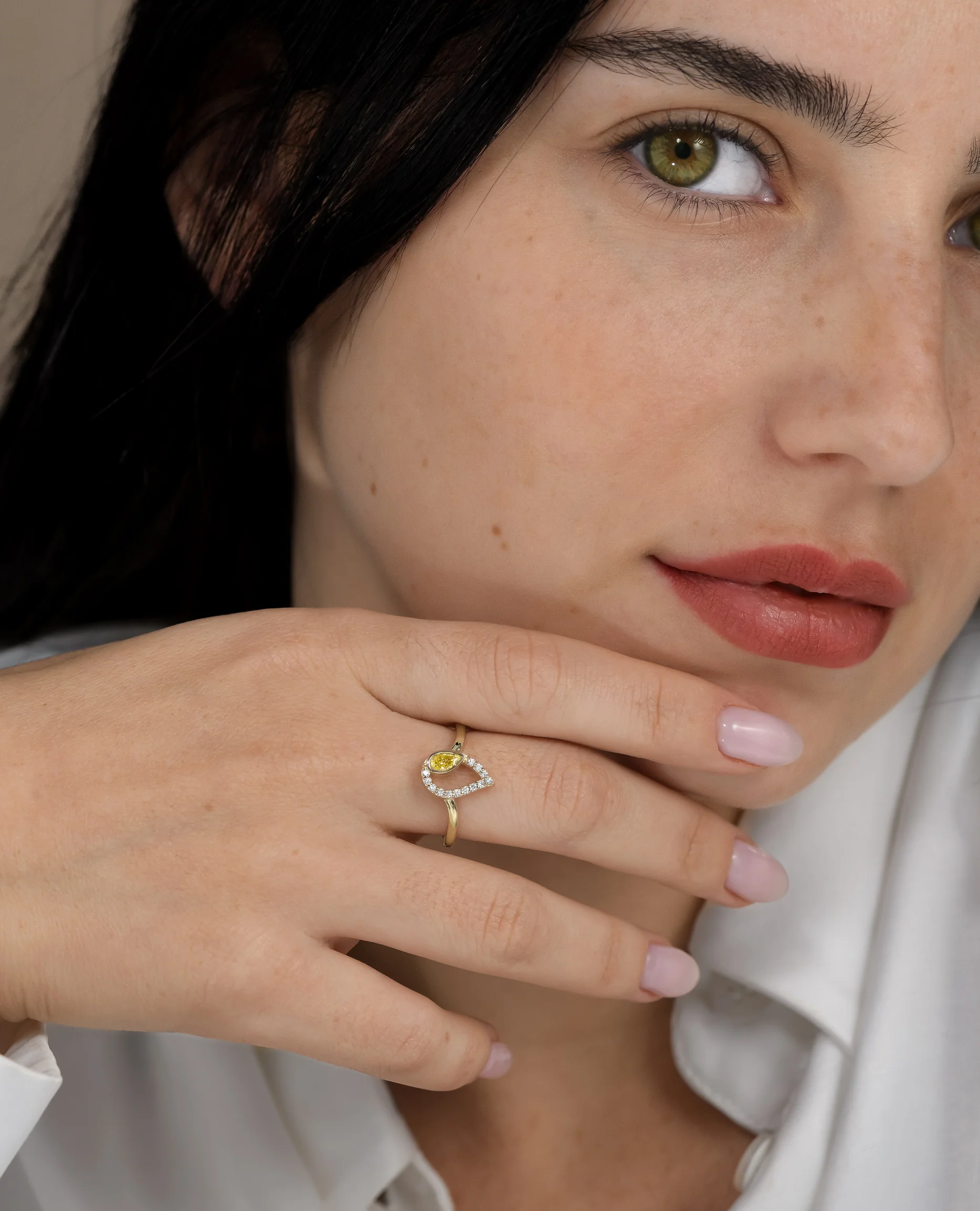 Yellow Diamond Flair Ring - Image 8
