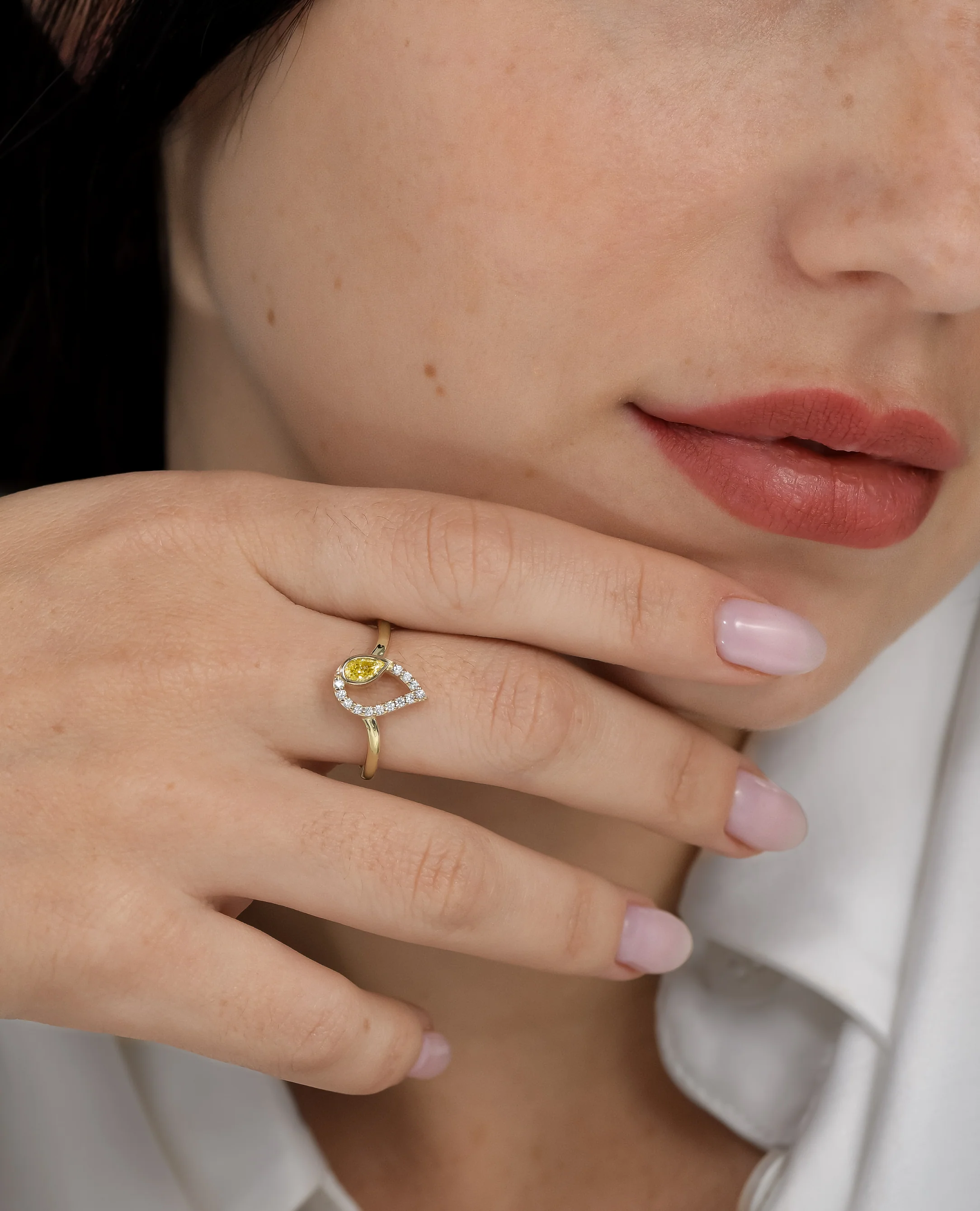 Yellow Diamond Flair Ring - Image 9