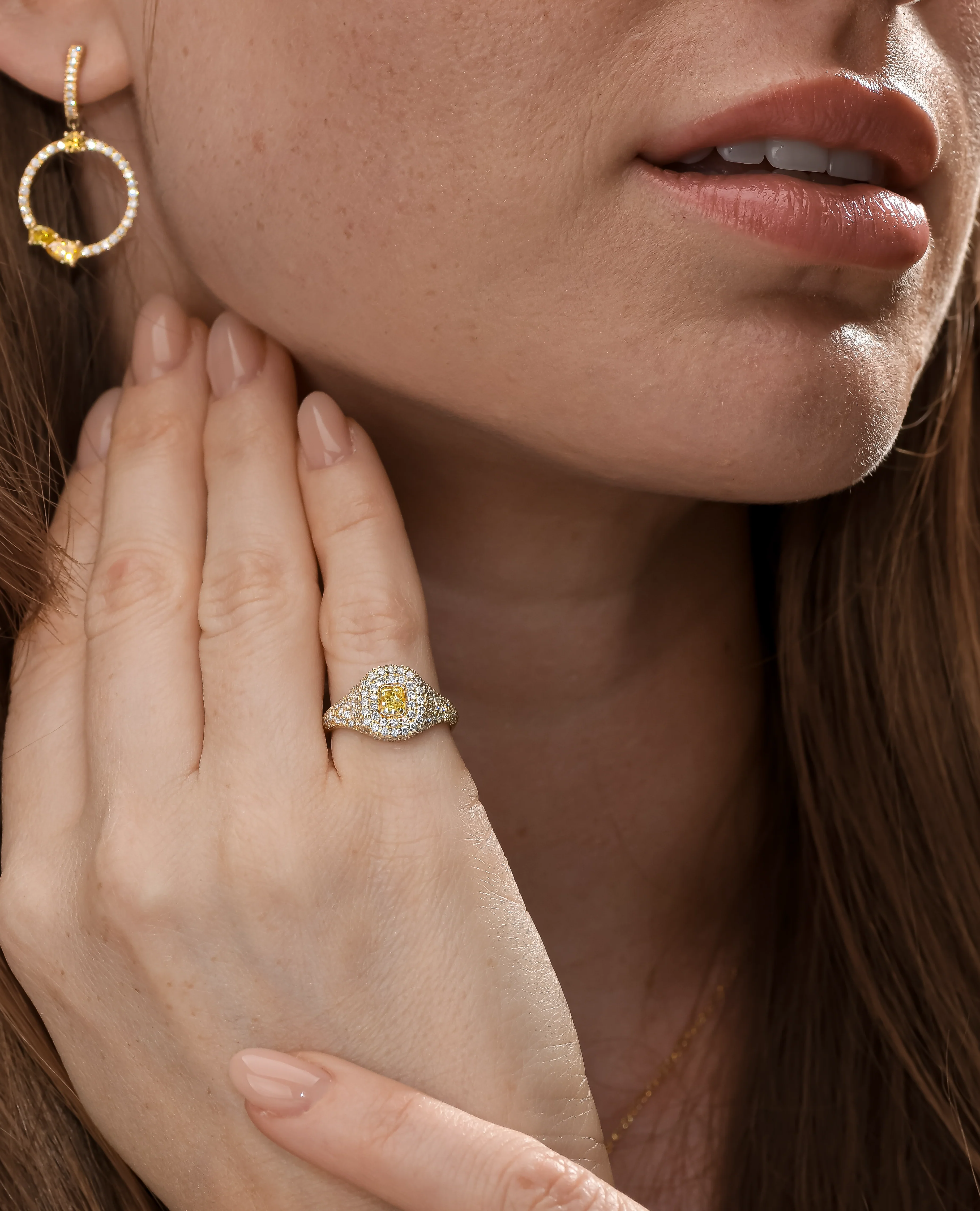 Yellow Diamond Pavé Signet Ring - Image 6
